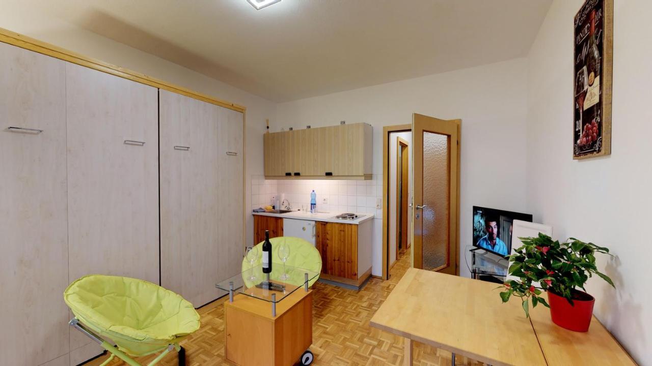 Vintage Garconiere Mit Balkon - 25 M2 Apartment Gmunden Luaran gambar